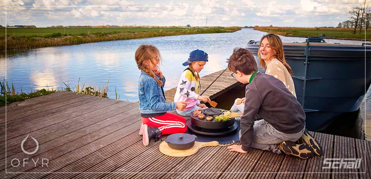 Modernes Einfamilienhaus mit Rollläden