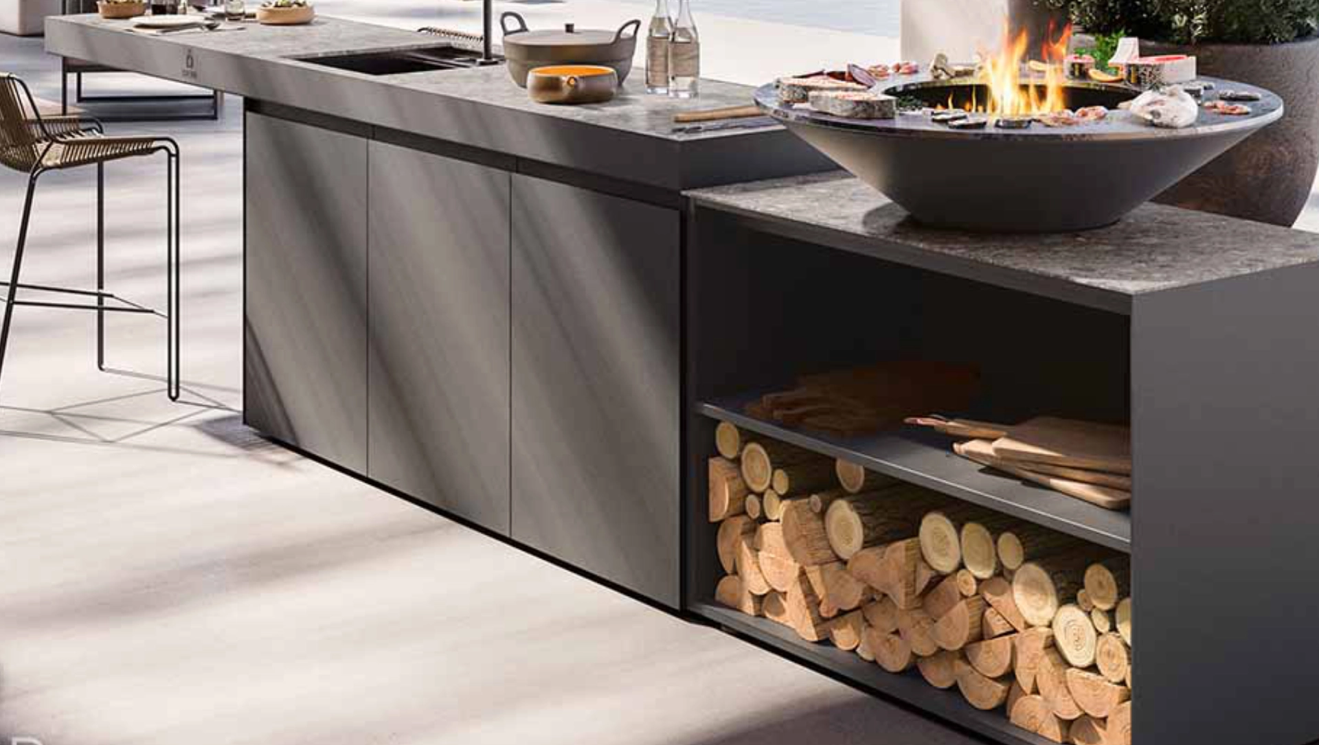 Modernes Einfamilienhaus mit Rollläden